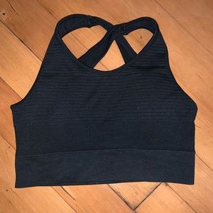 Alphalete Black Vault Bra